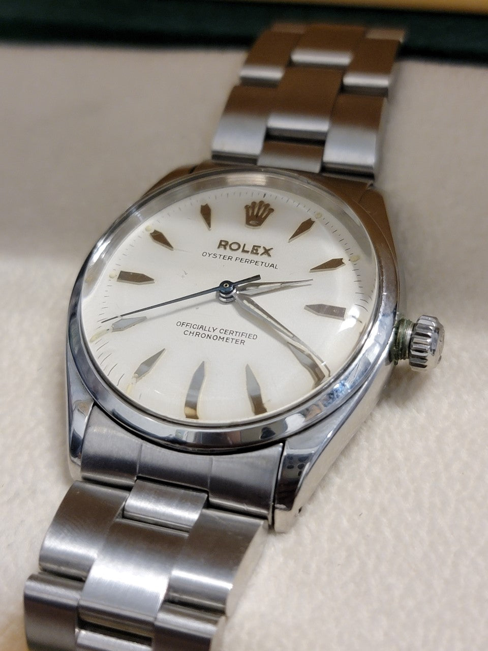 ROLEX c. Oyster Perpetual Watch