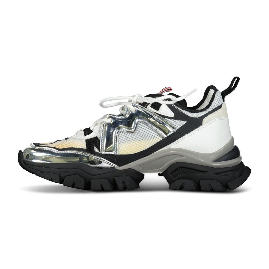 Moncler Leave No Trace Trainers White/Black - forsalebyerin