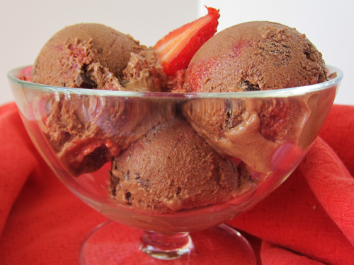 raw strawberry chocolate ice cream