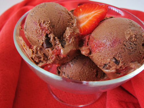 raw strawberry chocolate ice cream