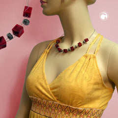 NECKLACE RED CUBE BEADS 45CM
