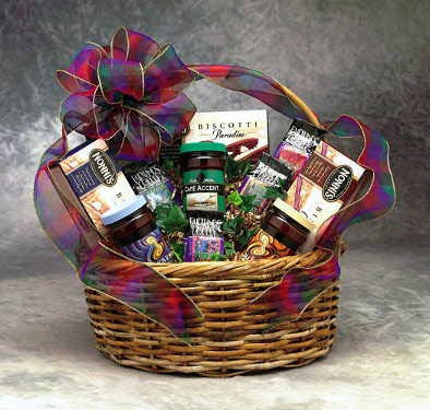 Coffee Connoisseur Gift Basket (Med)