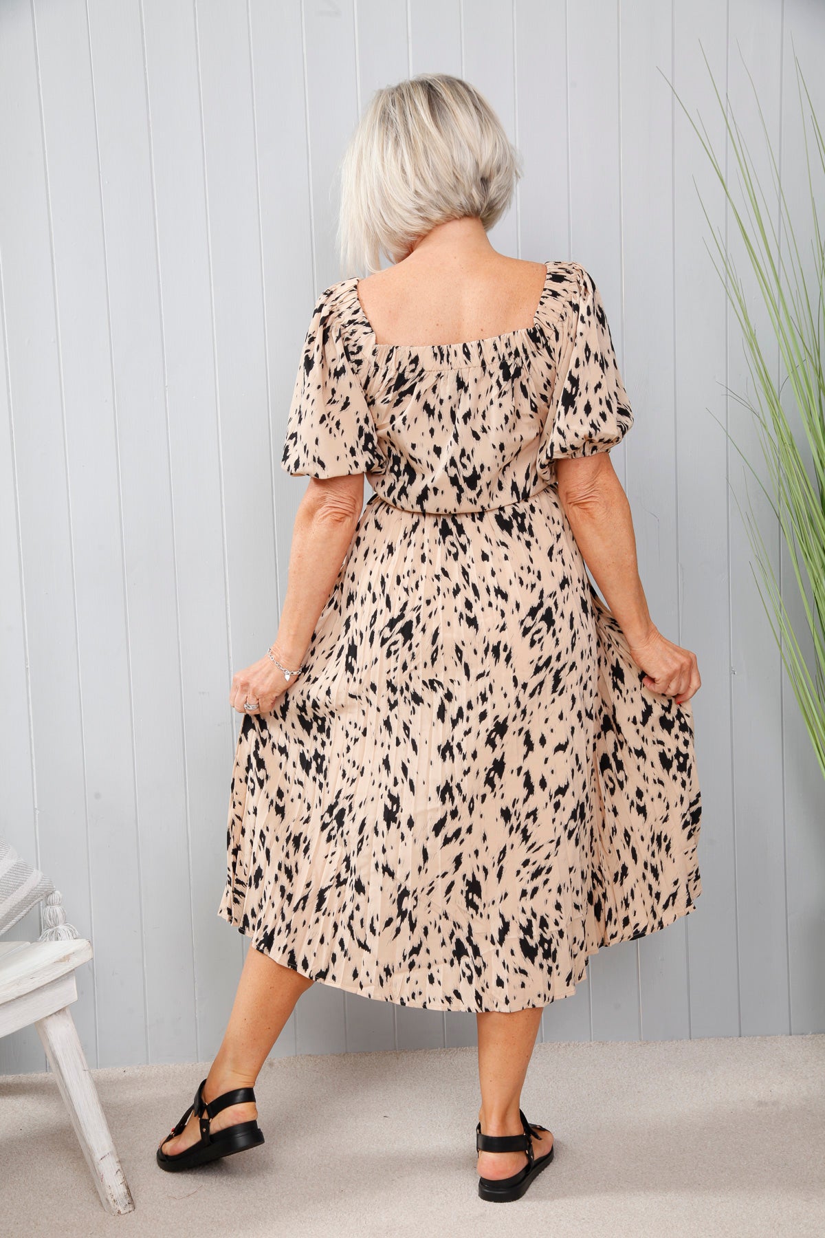 Safiya Feline Print Dress