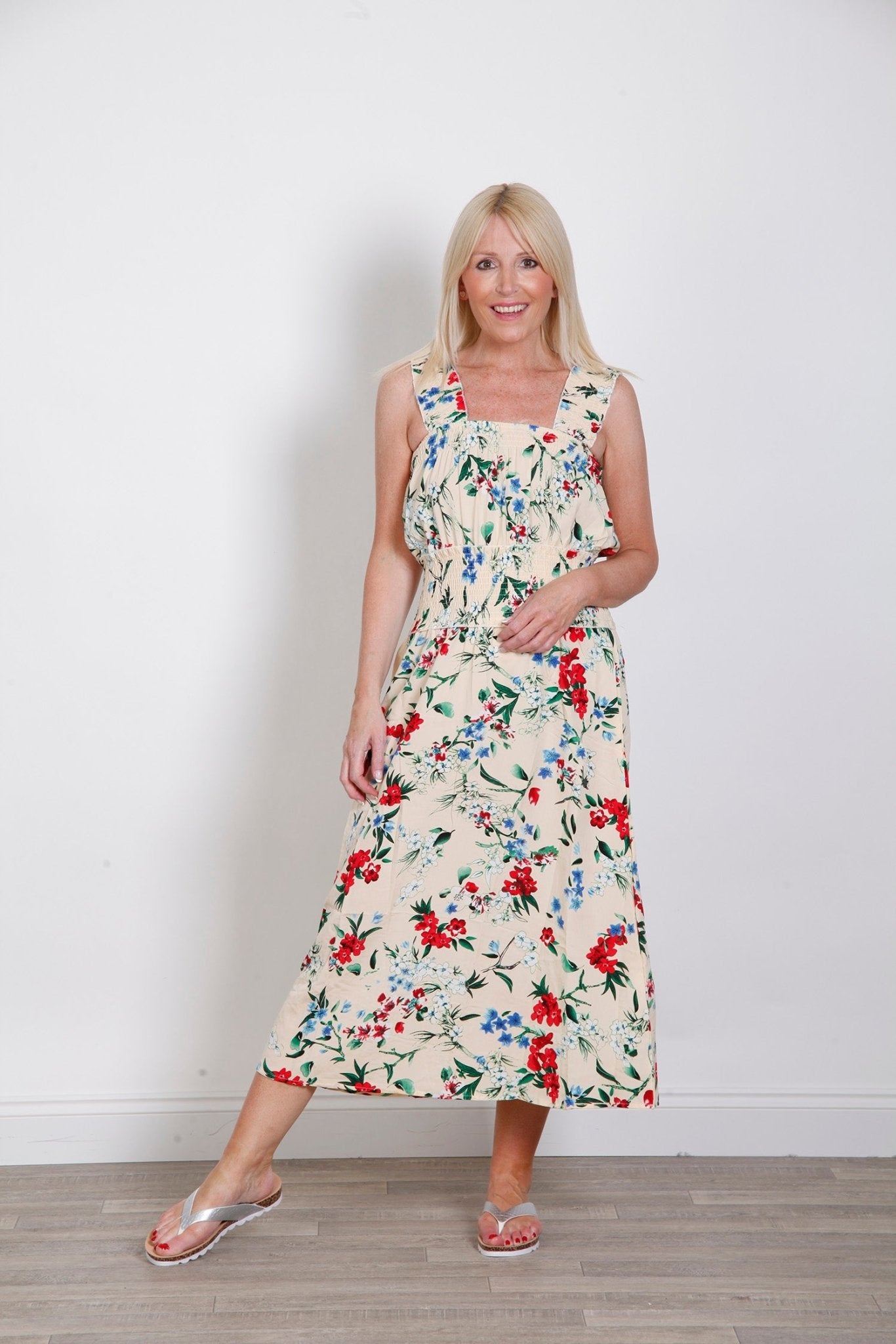 Vanilla Hibiscus Floral Shirred Dress - bestacaiberryselect