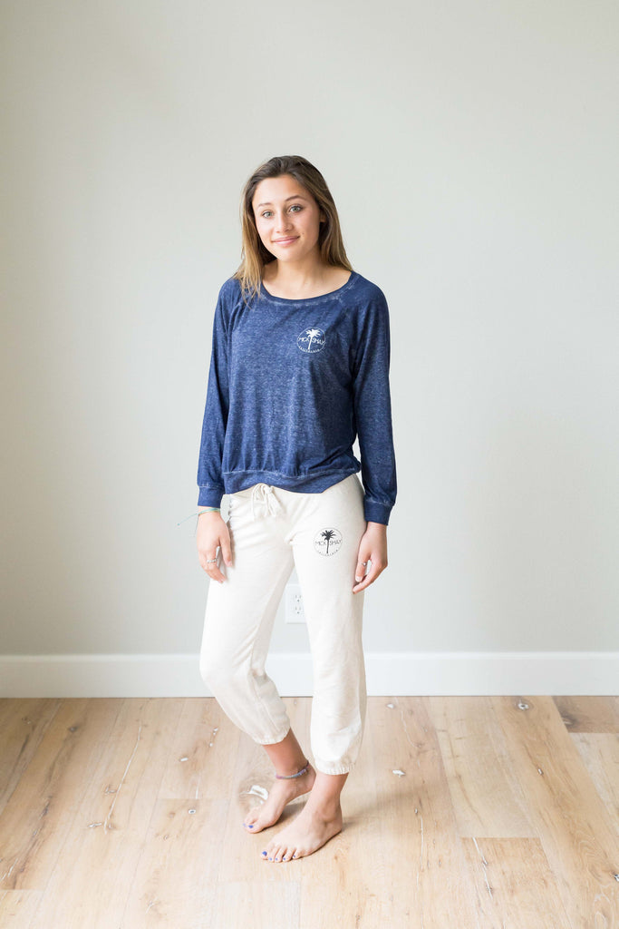 Junior Logo cropped sweats heathered cream