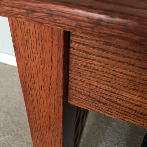 This wooden desk would usually require at least one sanding application, and a primer application before painting. With Oil Bond, paint can be directly applied to the finish without sanding, or priming.