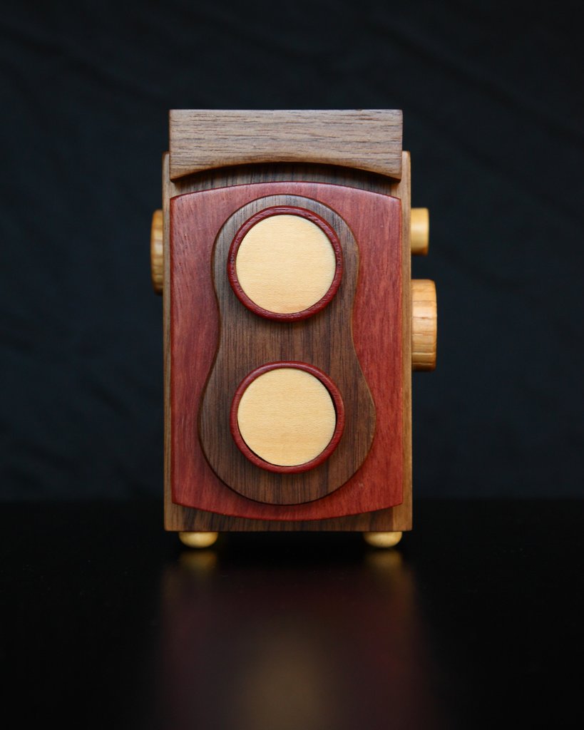 TogTees Twin Lens Reflex Wood Camera 