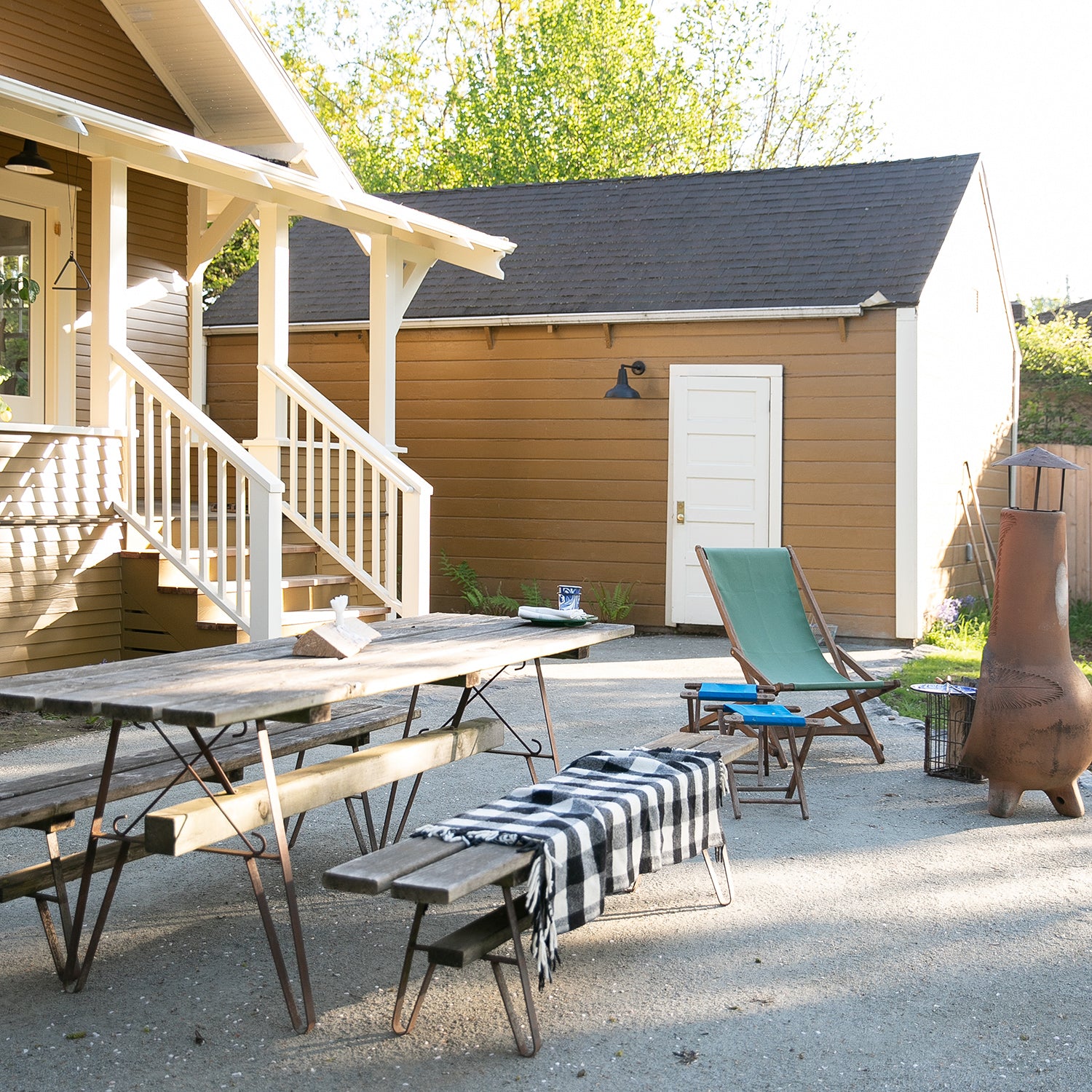 backyard with table and chairs