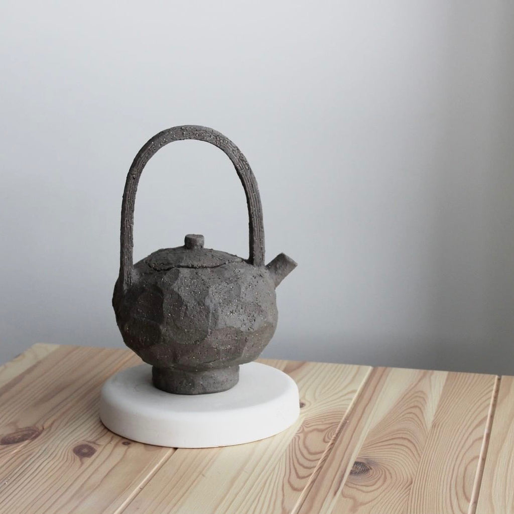 Kurinuki handcrafted tea pot | Eat & Sip ceramics