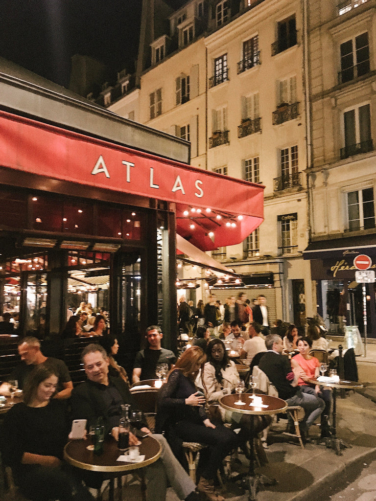 Best romantic things to do in Paris, the ultimate Paris travel guide, featured on Promptly Journals and written by Tessa Woolf: Atlas restaurant