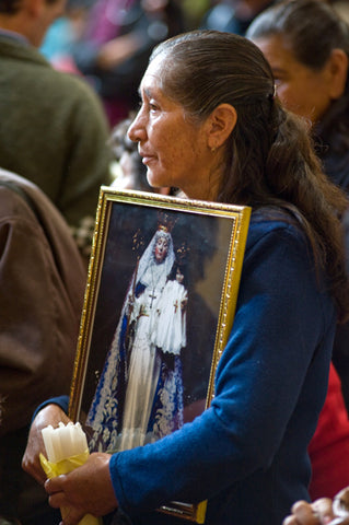 Lady with Photo of Our Lady of Good Success