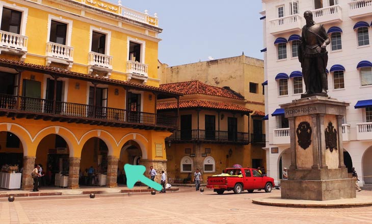 Where exchange money in Cartagena
