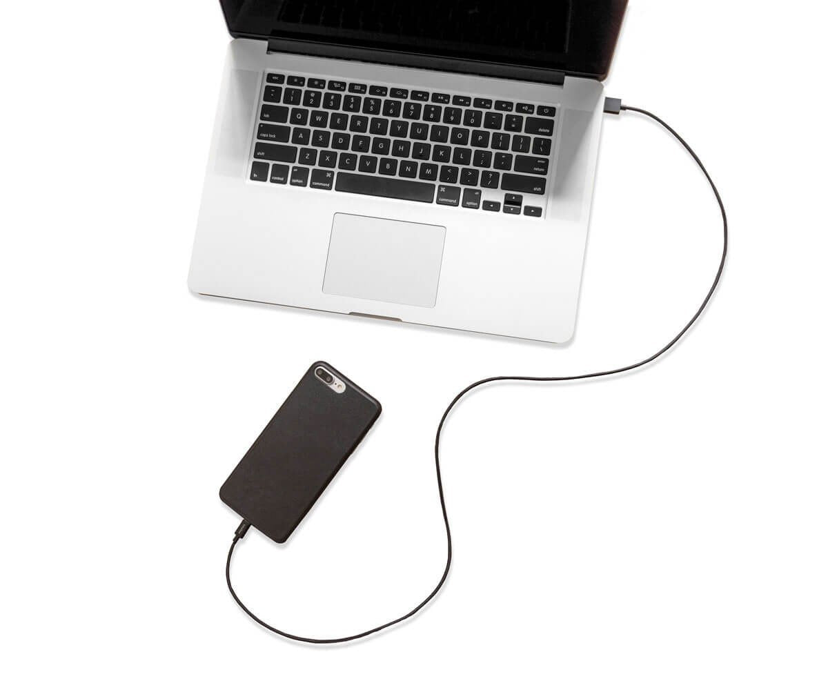 phone plugged into computer