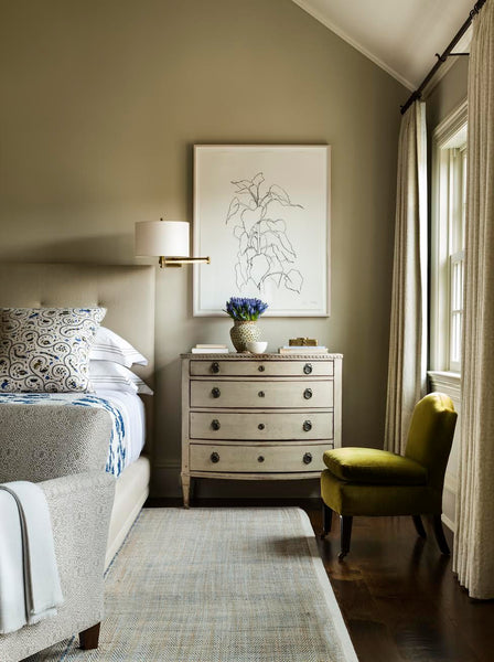 French console in bedroom by Mark Cunningham