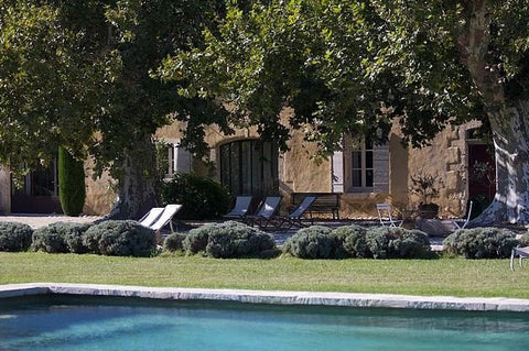 Luxury accommodation in Provence summer vacation
