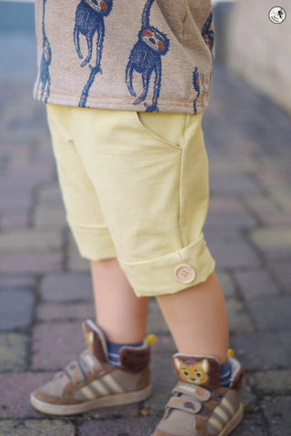 Jeans "Yellow Star" kombiniert mit Bio-Jersey "Faultier" - Lillestoff  - eBook - "Leevi & Meeri" von Susi's Kreation - Shirt & Hose - Sommer - Kurzarm-Shirt - kurze Hose - Nähen - Kinder - Glückpunkt.