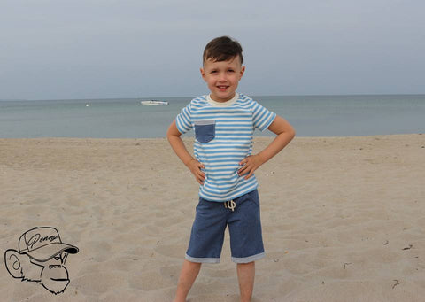 Jersey "White Stripes" kombiniert mit dem French Terry "Sunny", sowie eBook - "Basic Kids" - Shirt - HipStars - Nähen für Kinder - Jungs - Sommer - Strand - Strandshirt - Glückpunkt.