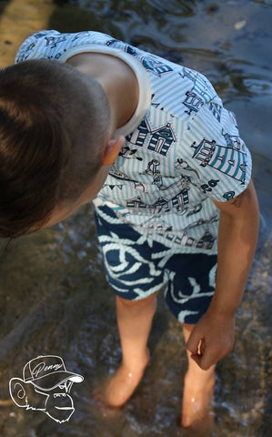 Jersey "White Stripes" kombiniert mit dem French Terry "Sunny", sowie eBook - "Basic Kids" - Shirt - HipStars - Nähen für Kinder - Jungs - Sommer - Strand - Strandshirt - Glückpunkt.