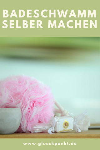 Freebook-Sunday - Badeschwamm - Schwamm - Duschschwamm - Massageschwamm - Badeknäul -  Tüll - Softtüll - Brauttüll - Ballerinatüll - Tüllideen - Tüllreste - Reste - Resteverwertung - Geschenk - Geschenkidee - beste Freundin - Muttertag - Badezimmer pimpen - Tutorial - Nähidee - DIY-Projekt - Reste - Resteverwertung - Ideen für Kinder/Mädchen & Damen - Nähzubehör - Glückpunkt. 