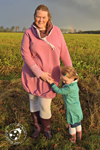 Nähen - eBook - Kleid/Shirt "Nike" - Kinder - Fadenkäfer - Hoodie - Ballonkleid - Stretch-Sweat - Comic Love - Hilco - Glückpunkt.