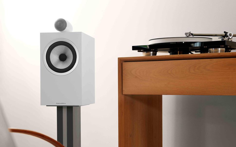 Studio-quality sound - B&W 705 S2 Bookshelf Speaker