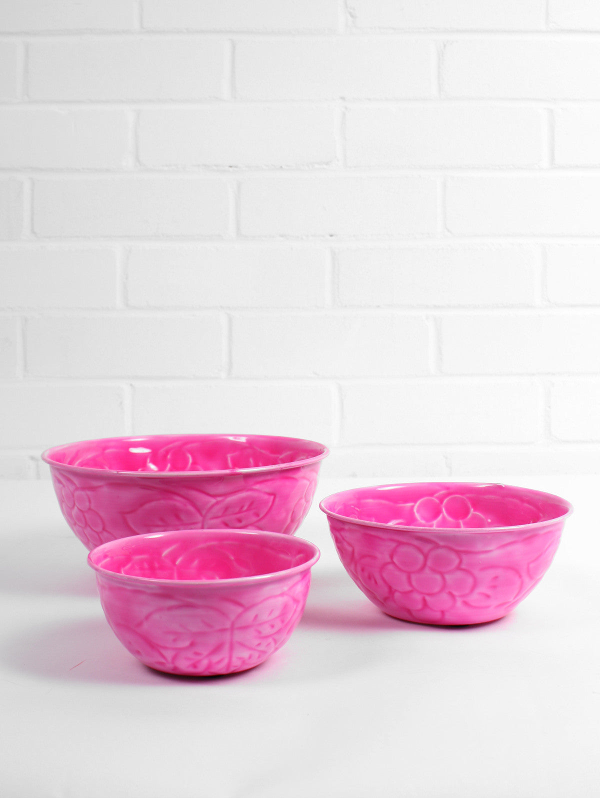 Enamel Bowls, Pink