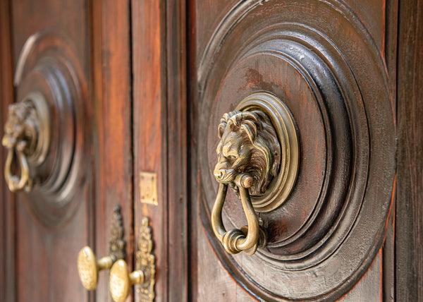 lion door knocker, Varenna Lake Como