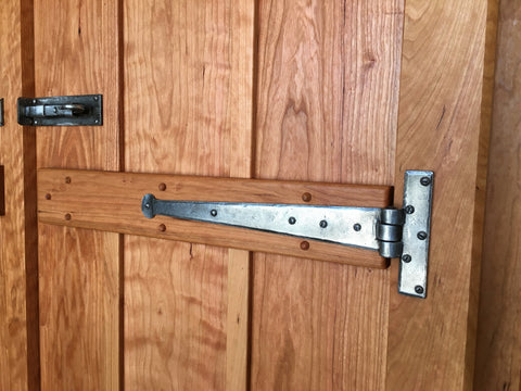 rustic t hinges, pewter penny end hinge and door bolt