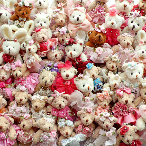 small stuffed bears