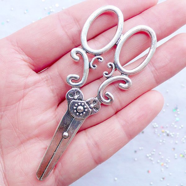 Silver coloured scissors pendant hairdresser 26mm UK Seller