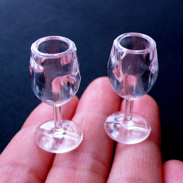 Dolls House Miniature Handmade Small Curved Wine Glass 
