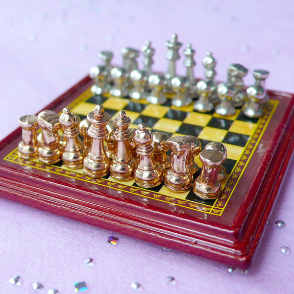 1/6 1/12 Miniature Dollhouse Magnetic Chess Board Table Set Kids DIY Toy HB Details about   HN