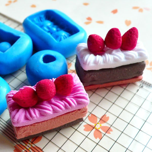 miniature cake molds