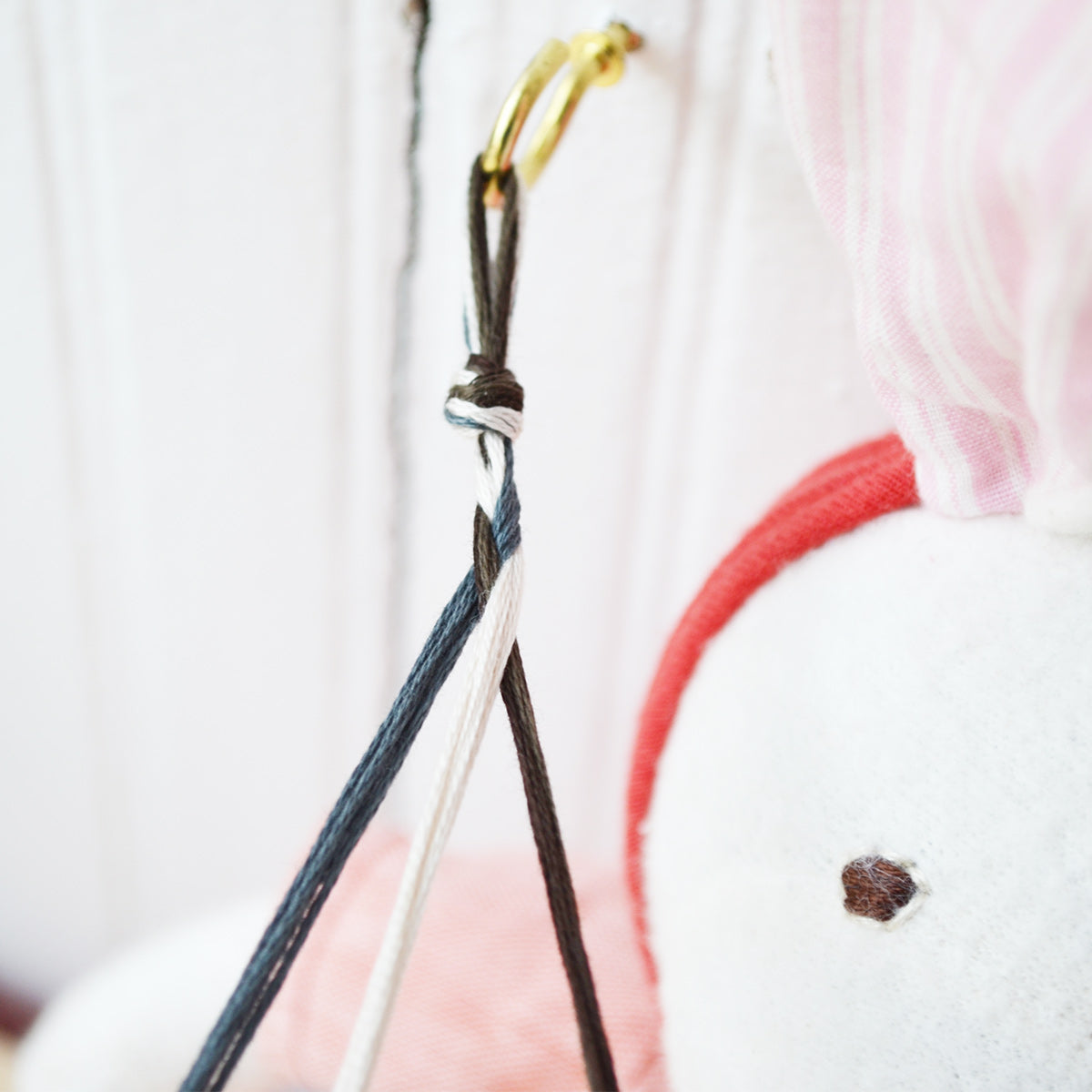 Hazel Village - How To Braid