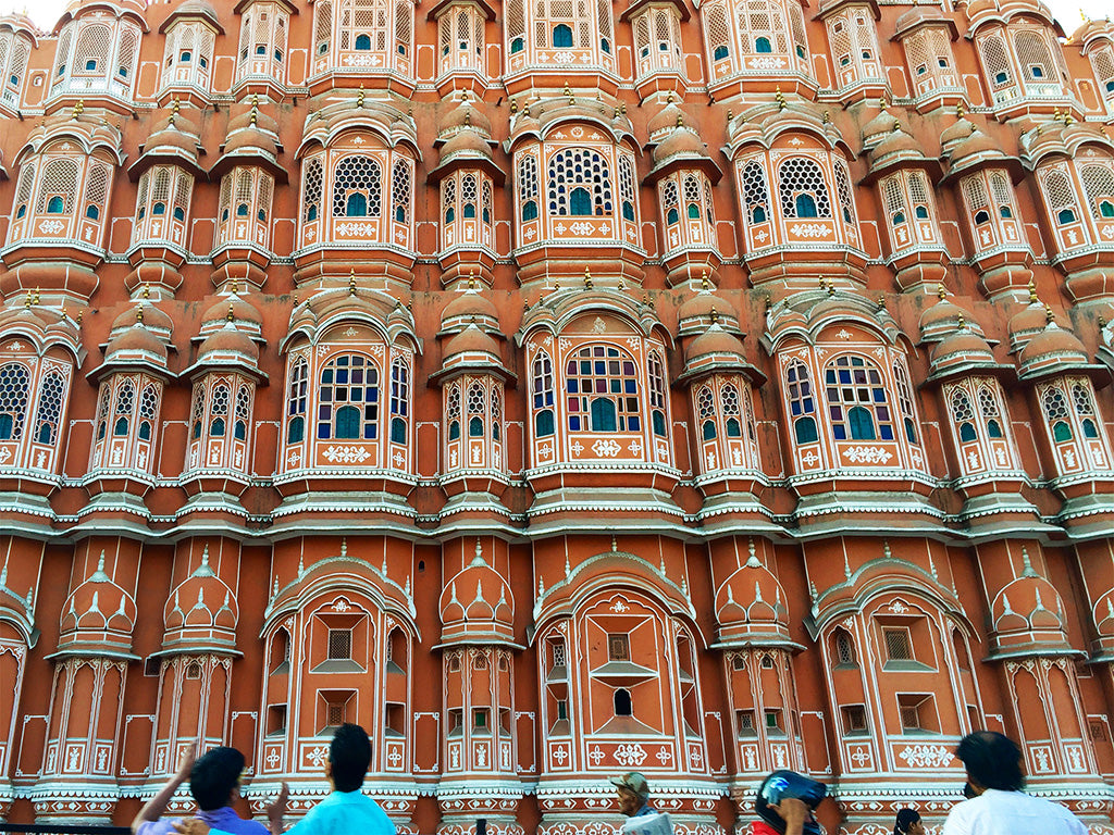 palace of the winds facade - jaipur - pallu design