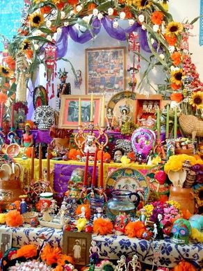 dia de los muertos mexico day of the dead alfrenda altar