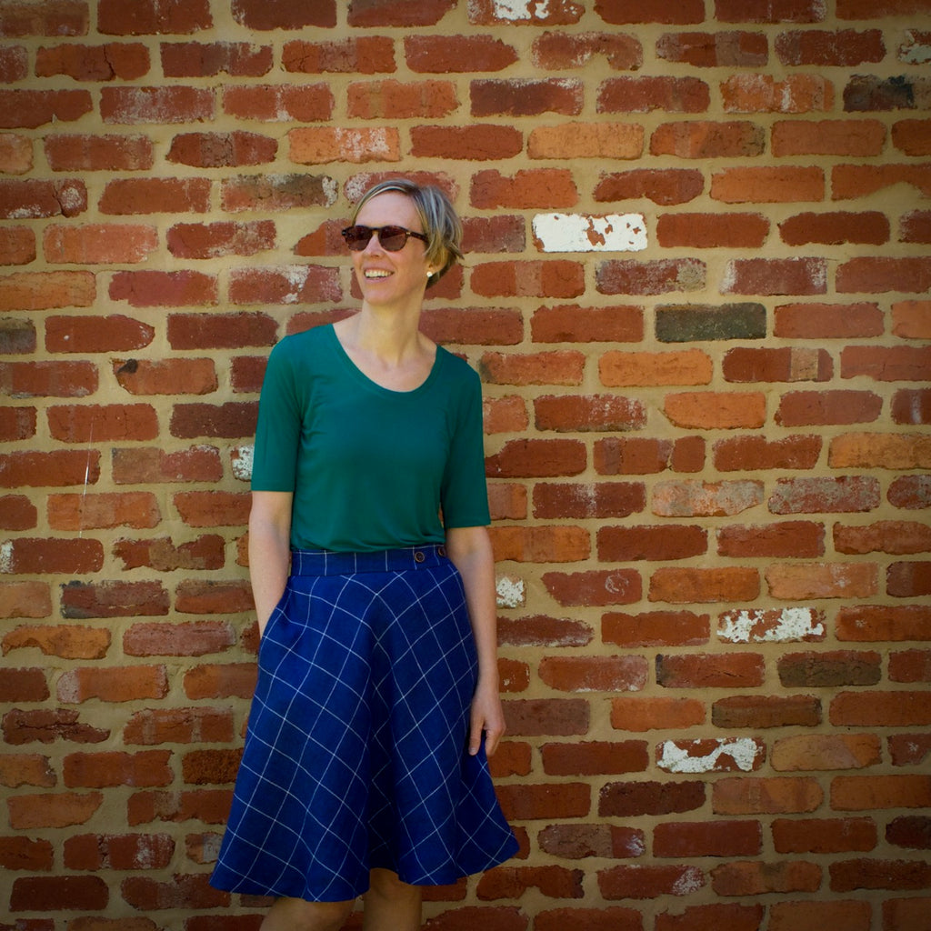 Wattle skirt in linen, pattern by Megan Nielsen
