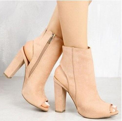 heeled casual shoes