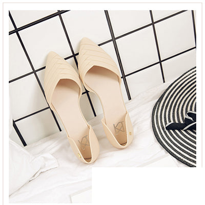 pointed toe jelly flats