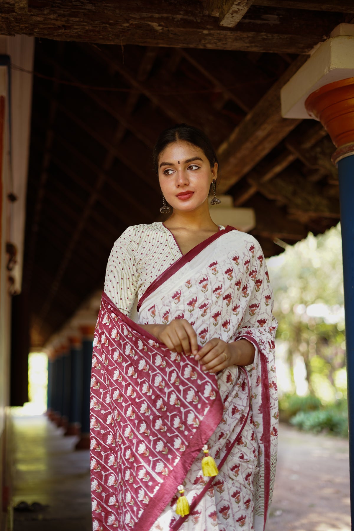 VALLEY OF FLOWER - Mul Cotton Saree