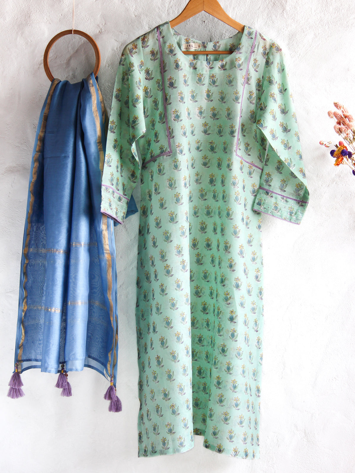 VERDANT- Chanderi Kurta, Pant & Dupatta Set