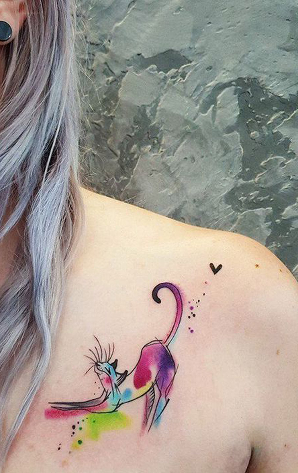 Watercolor Cat Shoulder Tattoo Ideas for Women - Cute Kitty Arm Tat -  Idées de tatouage d'épaule chat aquarelle pour les femmes - www.MyBodiArt.com