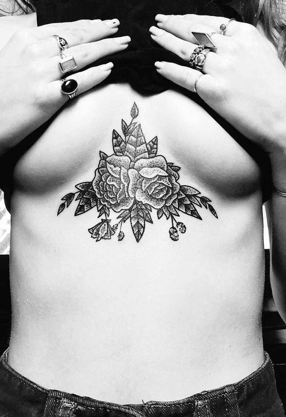 Black & White Floral Flower Sternum Tattoo Ideas for Women - Cute Rose Underboob Chest Tatt for Teenagers - www.MyBodiArt.com