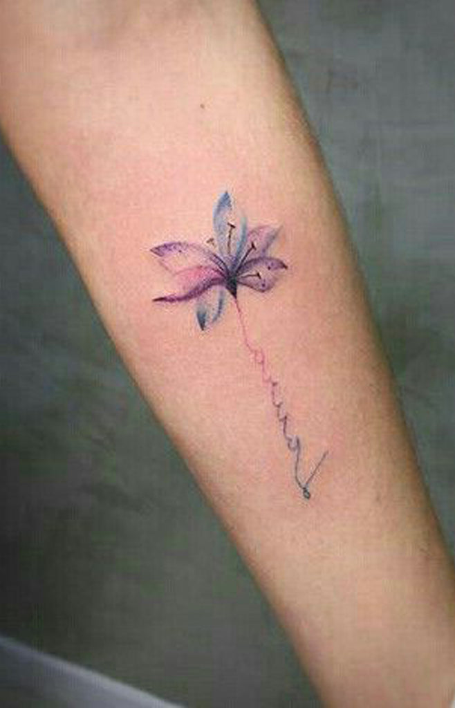Trending Watercolor Lily Blue Purple Forearm Tattoo Ideas for Women -  Ideas de tatuaje de antebrazo de flor azul acuarela para mujeres - www.MyBodiArt.com 