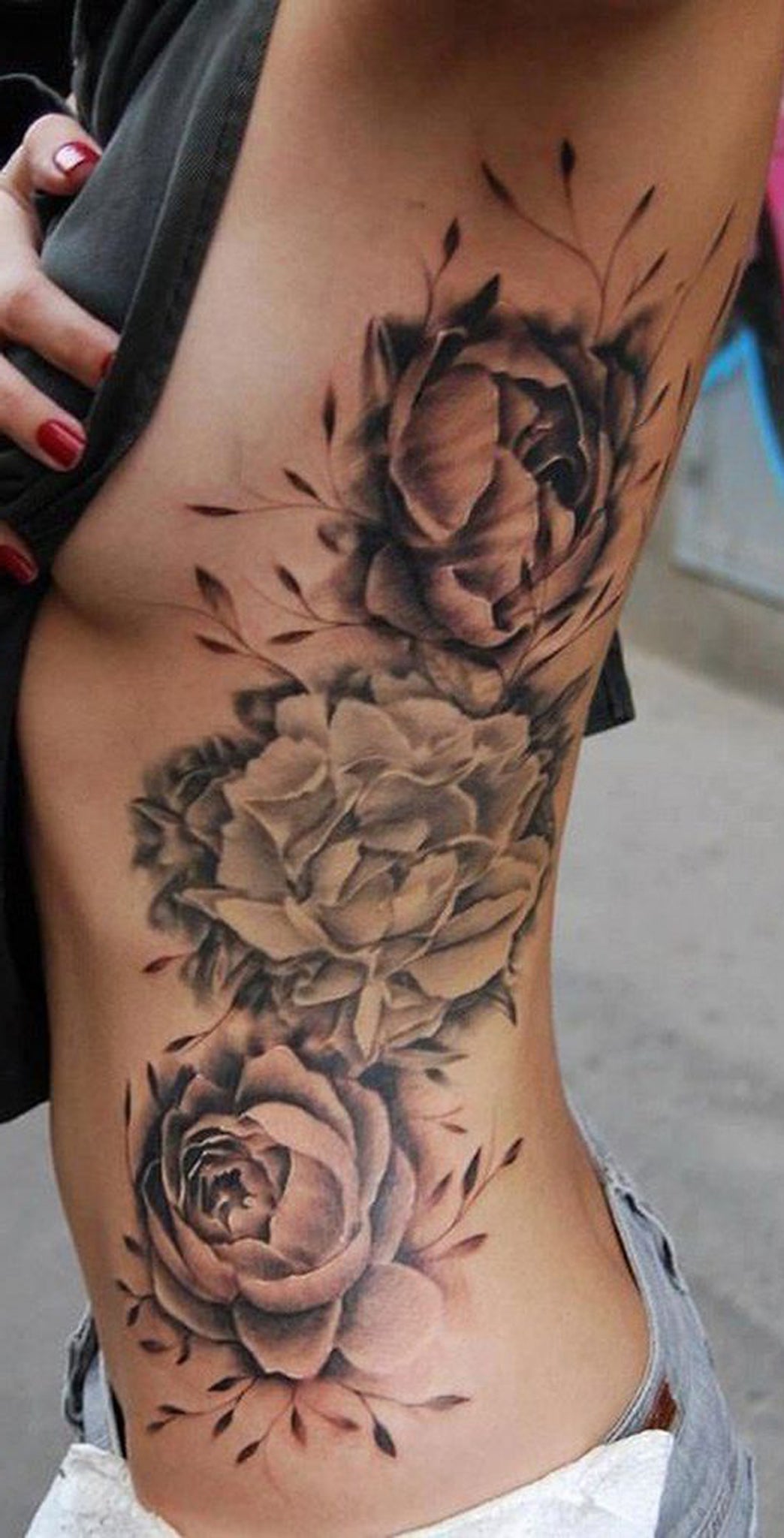 Black Large Full Rose Rib Tattoo Ideas -  ideas de tatuaje de flores - www.MyBodiArt.com 
