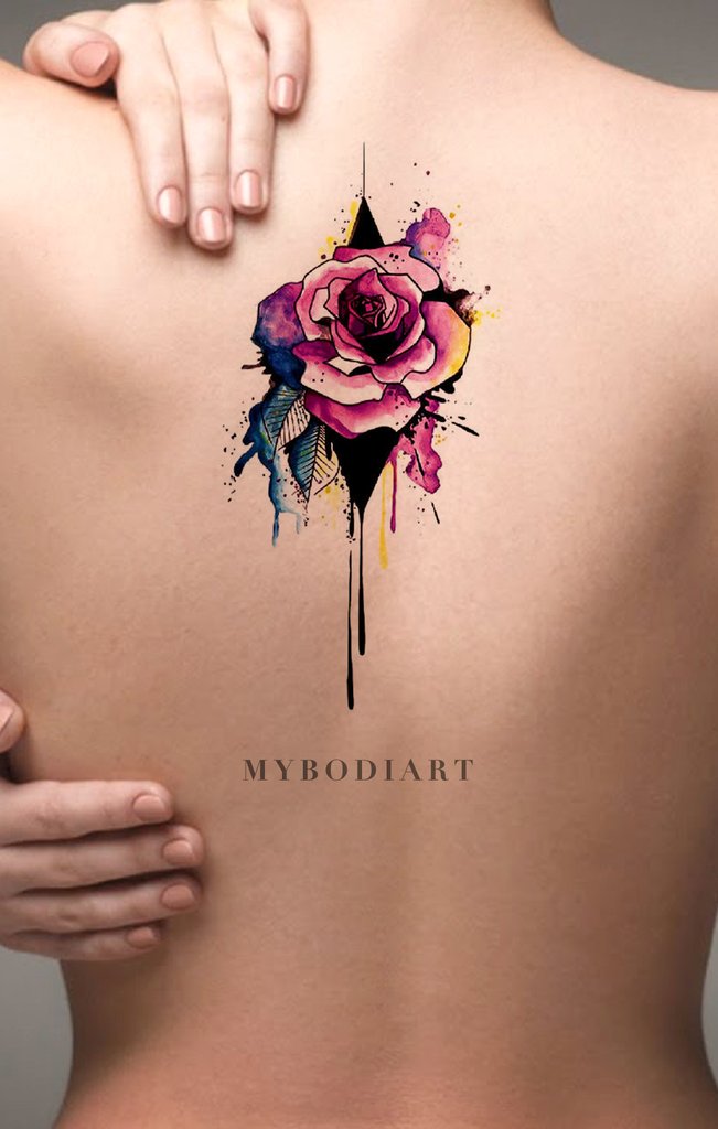 Cool Watercolor Melting Rose Back Tattoo Ideas for Women - Unique Neo Traditional Floral Flower Spine Tat - ideas de tatuaje de espalda de rosa de acuarela  - www.MyBodiArt.com #tattoos 