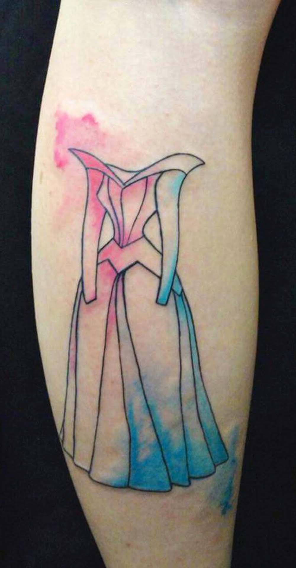 Aurora Dress Watercolor Calf Leg Tattoo Ideas for Women - ideas del tatuaje de la pantorrilla - www.MyBodiArt.com 