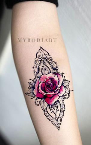Beautiful Rose Geometric Mandala Forearm Tattoo Ideas for Women - Unique Watercolor Black Linework Floral Flower Arm Tat - ideas hermosas del tatuaje del antebrazo color de rosa para las mujeres - www.MyBodiArt.com #tattoos 