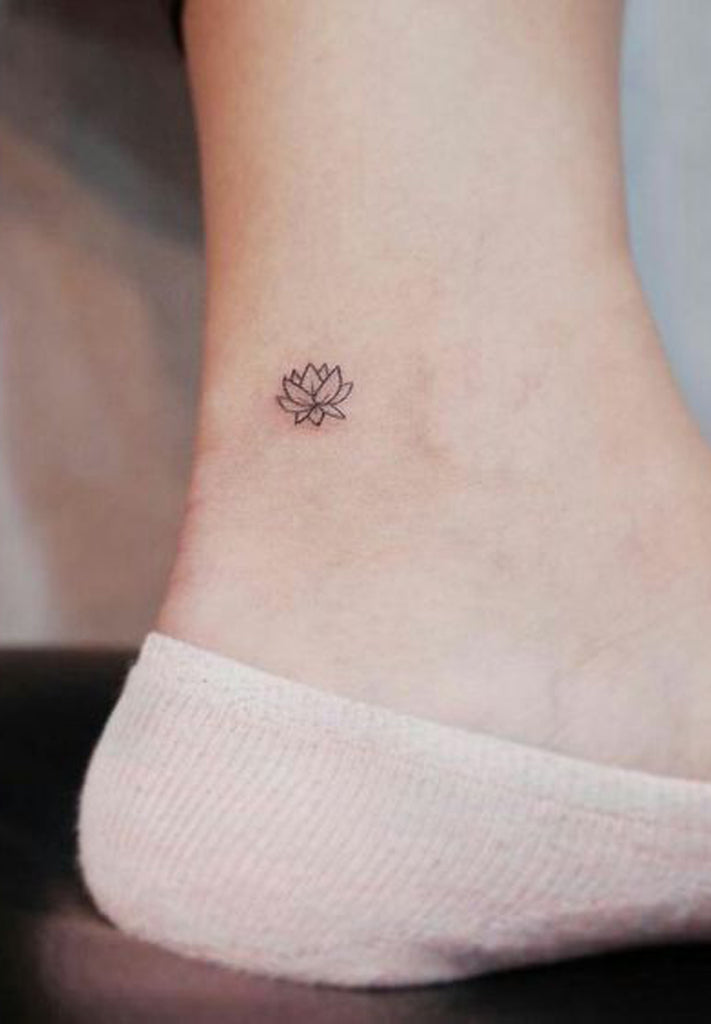 Small Minimalist Simple Tiny Floral Flower Lotus Ankle Tattoo Ideas for Women -  Ideas de tatuaje de flores para mujeres  -www.MyBodiArt.com
