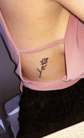 Small Simple Single Rose Side Rib Tattoo Ideas for Women for Teenager for Teen Girls -  ideas únicas de tatuaje de costilla rosa para adolescentes - www.MyBodiArt.com